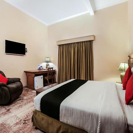 Capital O 10953 Dayal Lodge - A Boutique Hotel Agra  Eksteriør billede