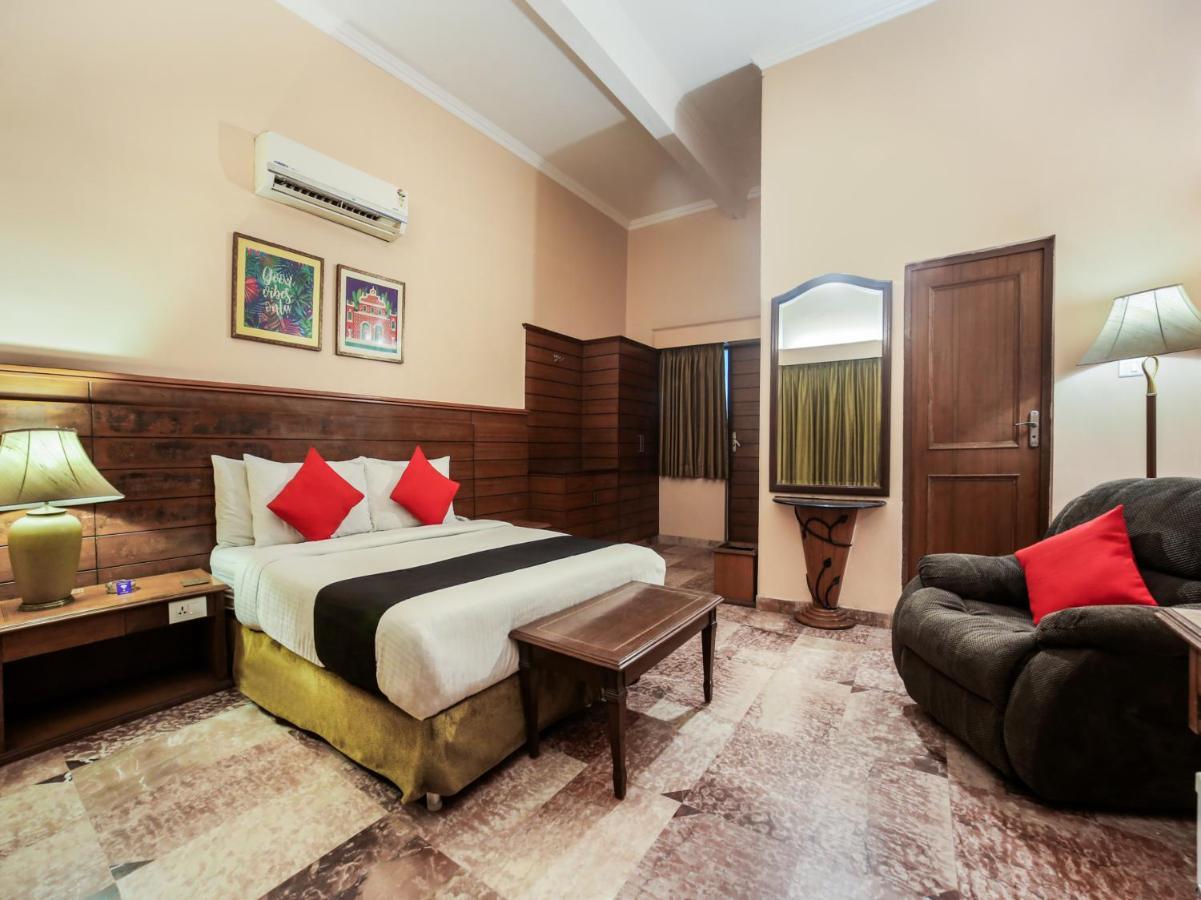 Capital O 10953 Dayal Lodge - A Boutique Hotel Agra  Eksteriør billede
