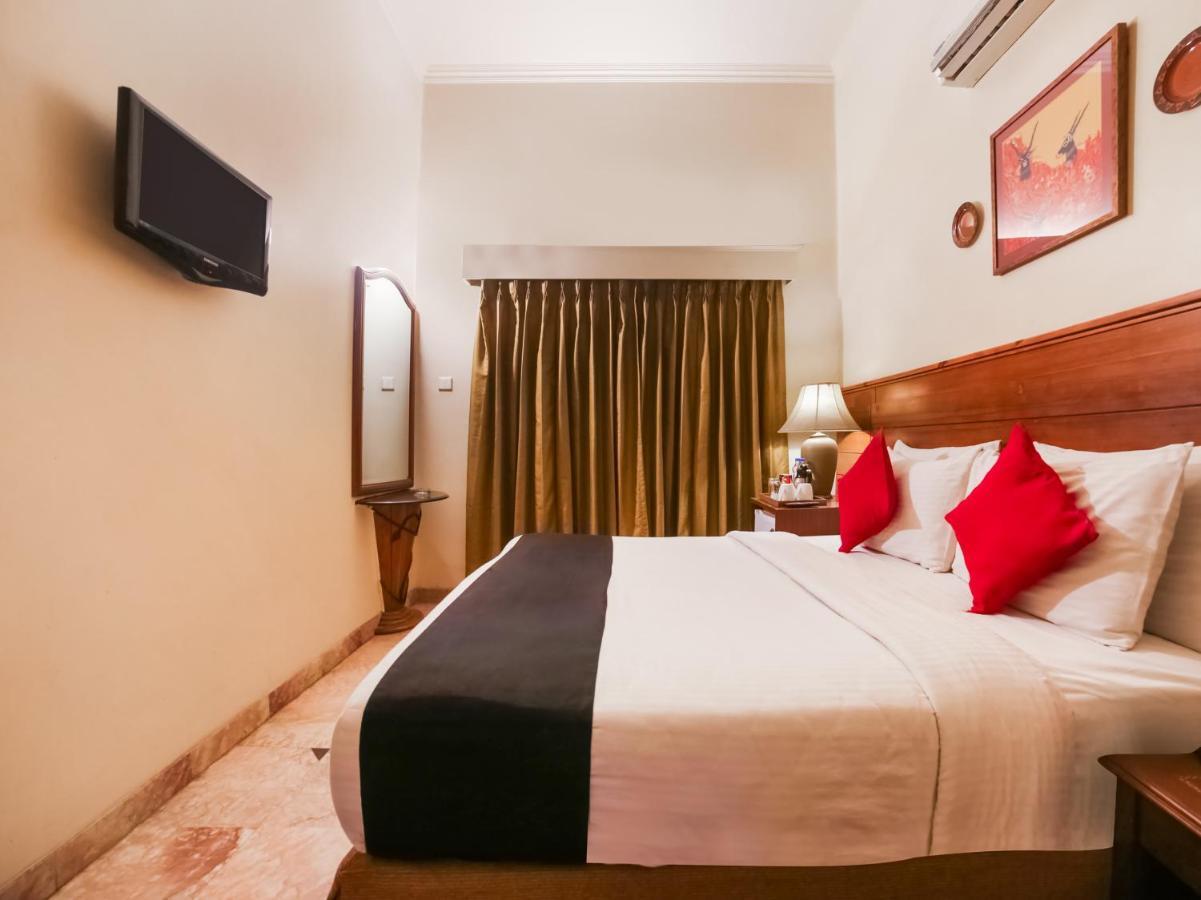 Capital O 10953 Dayal Lodge - A Boutique Hotel Agra  Eksteriør billede