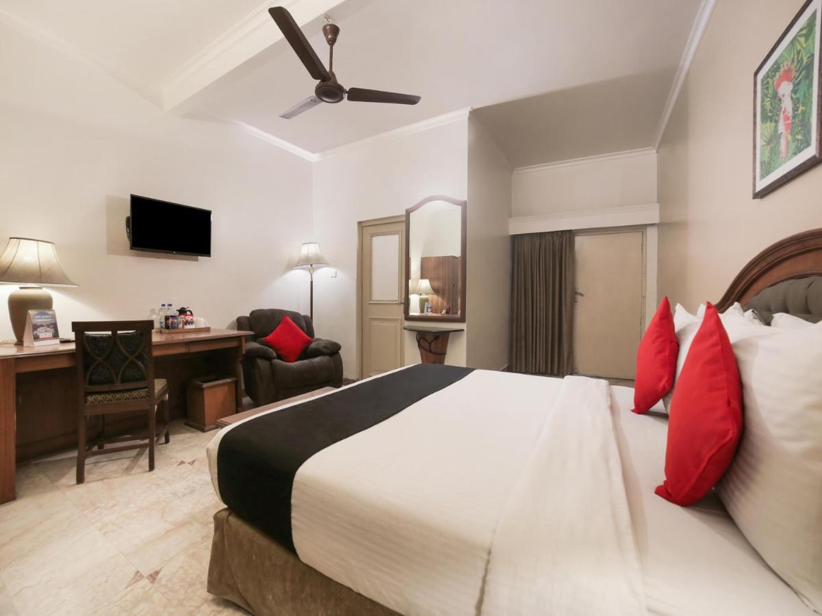 Capital O 10953 Dayal Lodge - A Boutique Hotel Agra  Eksteriør billede